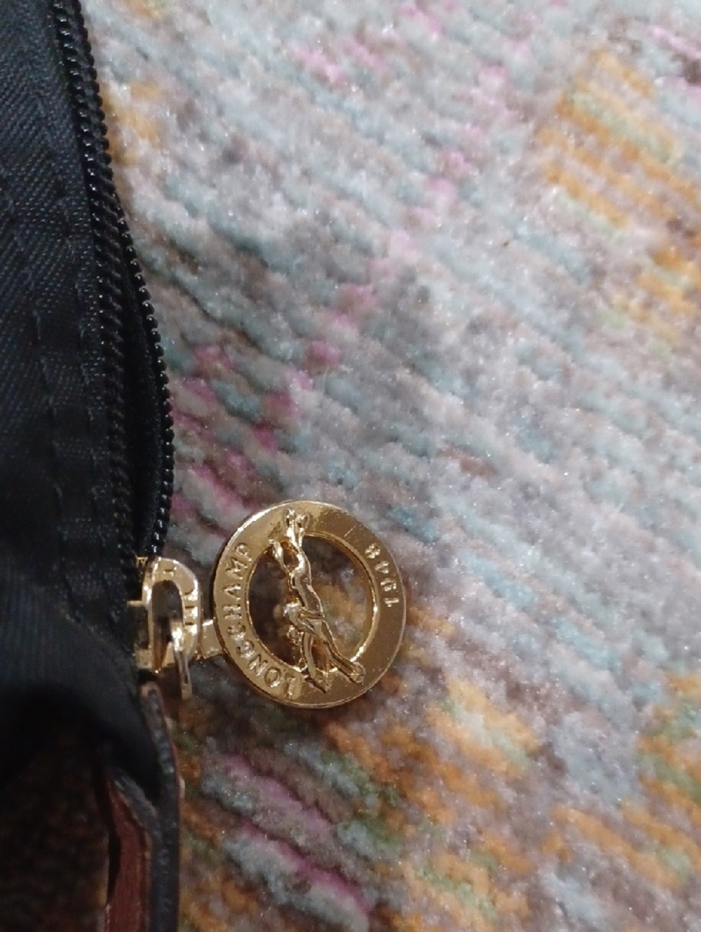 Longchanp Le Pliage Nylon Tote Bag - Picture 3 of 16